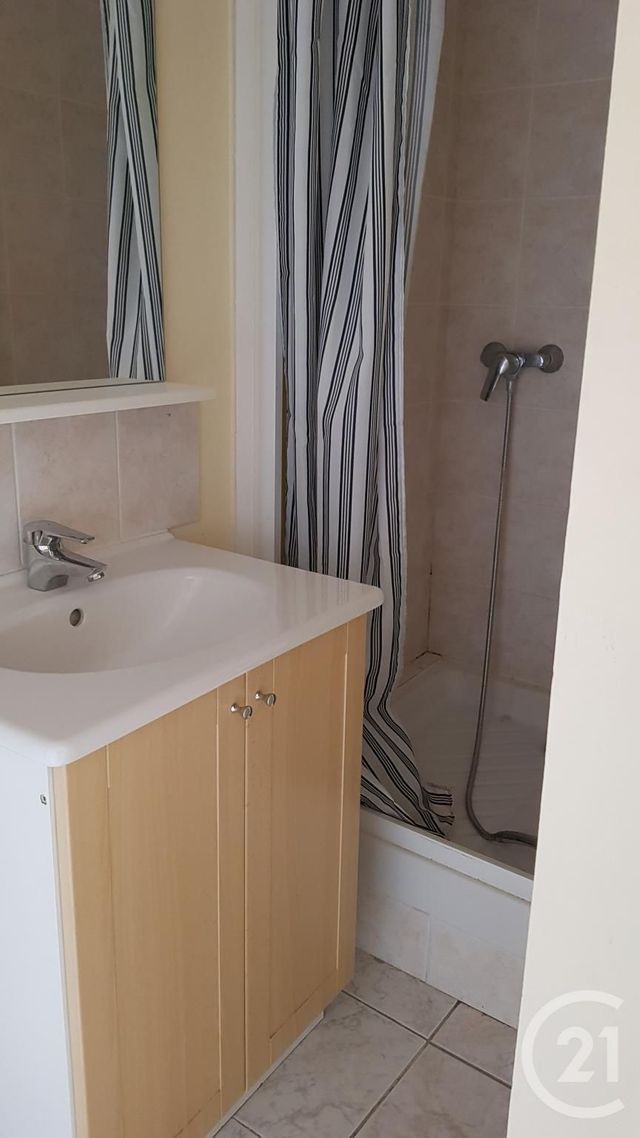 Appartement Studio à vendre - 1 pièce - 20 m2 - Chalons En Champagne - 51 - CHAMPAGNE-ARDENNE