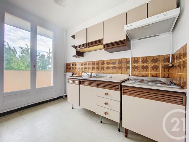 Appartement F2 à louer - 2 pièces - 42,50 m2 - Chalons En Champagne - 51 - CHAMPAGNE-ARDENNE