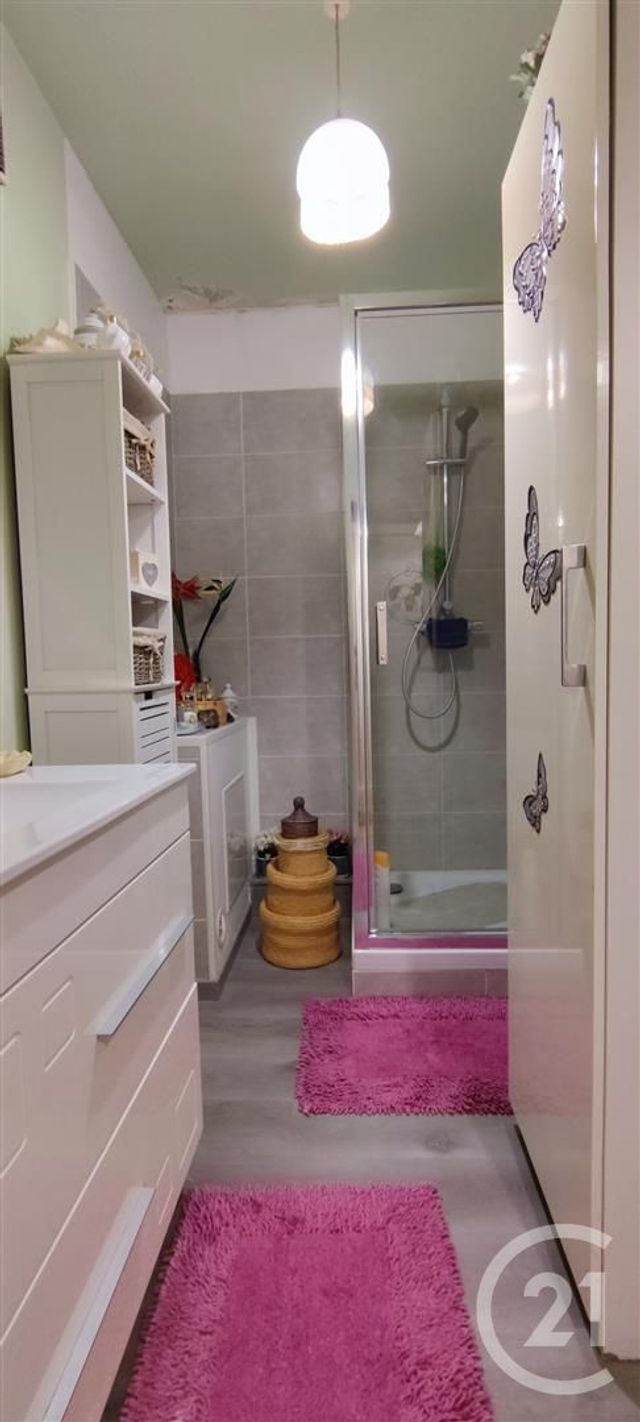 Appartement à vendre - 4 pièces - 70,37 m2 - Chalons En Champagne - 51 - CHAMPAGNE-ARDENNE