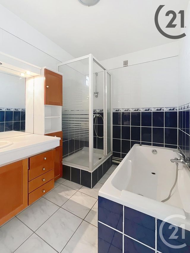 Appartement F3 à vendre - 3 pièces - 91 m2 - Chalons En Champagne - 51 - CHAMPAGNE-ARDENNE