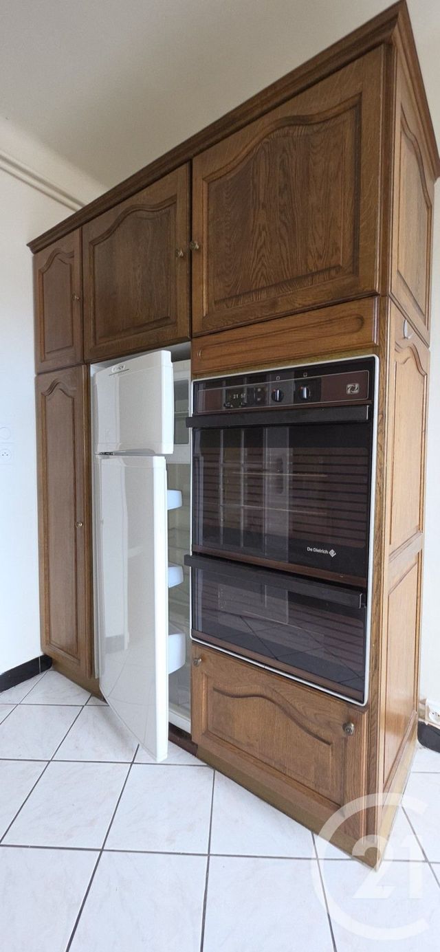 Appartement F3 &agrave; vendre - 3 pi&egrave;ces - 82,60 m2 - Chalons En Champagne - 51 - CHAMPAGNE-ARDENNE