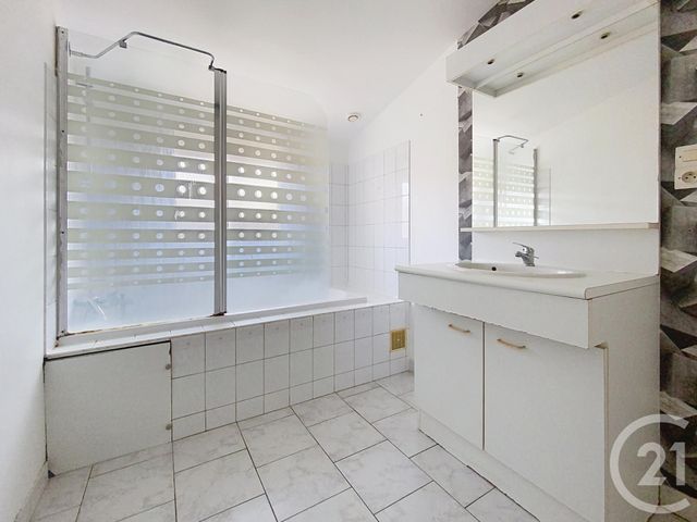 Appartement T1 &agrave; louer - 1 pi&egrave;ce - 74,79 m2 - Compertrix - 51 - CHAMPAGNE-ARDENNE