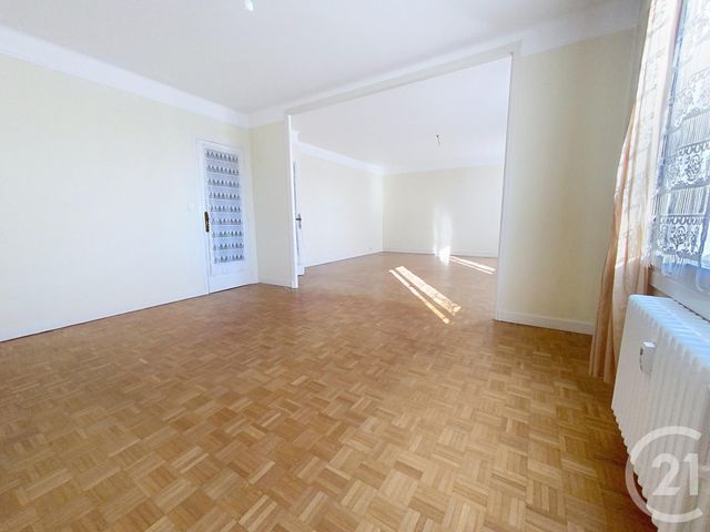 Appartement F4 à louer - 4 pièces - 116 m2 - Chalons En Champagne - 51 - CHAMPAGNE-ARDENNE