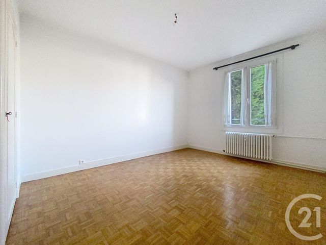 Appartement F4 à louer - 4 pièces - 116 m2 - Chalons En Champagne - 51 - CHAMPAGNE-ARDENNE