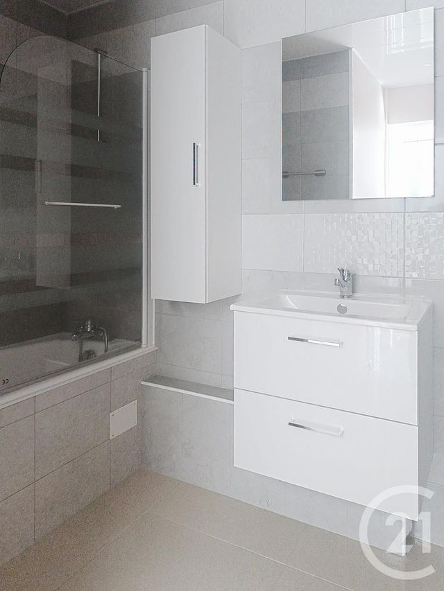 Appartement F3 à vendre - 4 pièces - 71,89 m2 - Chalons En Champagne - 51 - CHAMPAGNE-ARDENNE