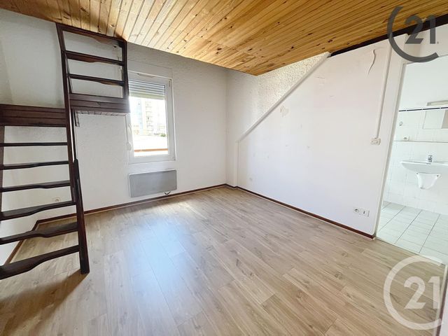 Appartement F2 bis à vendre - 2 pièces - 52,54 m2 - Chalons En Champagne - 51 - CHAMPAGNE-ARDENNE