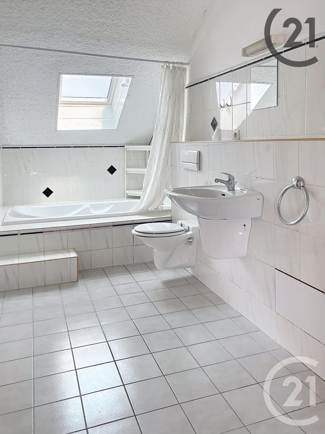 Appartement F2 bis à vendre - 2 pièces - 52,54 m2 - Chalons En Champagne - 51 - CHAMPAGNE-ARDENNE