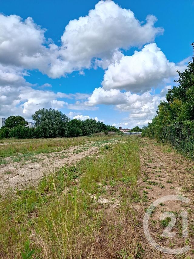 Terrain à vendre - 2500 m2 - St Memmie - 51 - CHAMPAGNE-ARDENNE