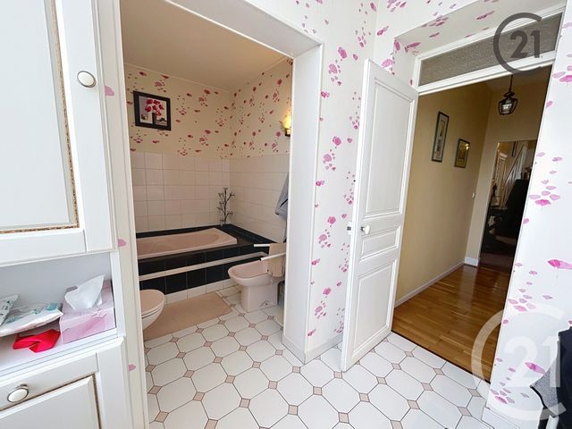 Maison à vendre - 8 pièces - 159 m2 - Chalons En Champagne - 51 - CHAMPAGNE-ARDENNE