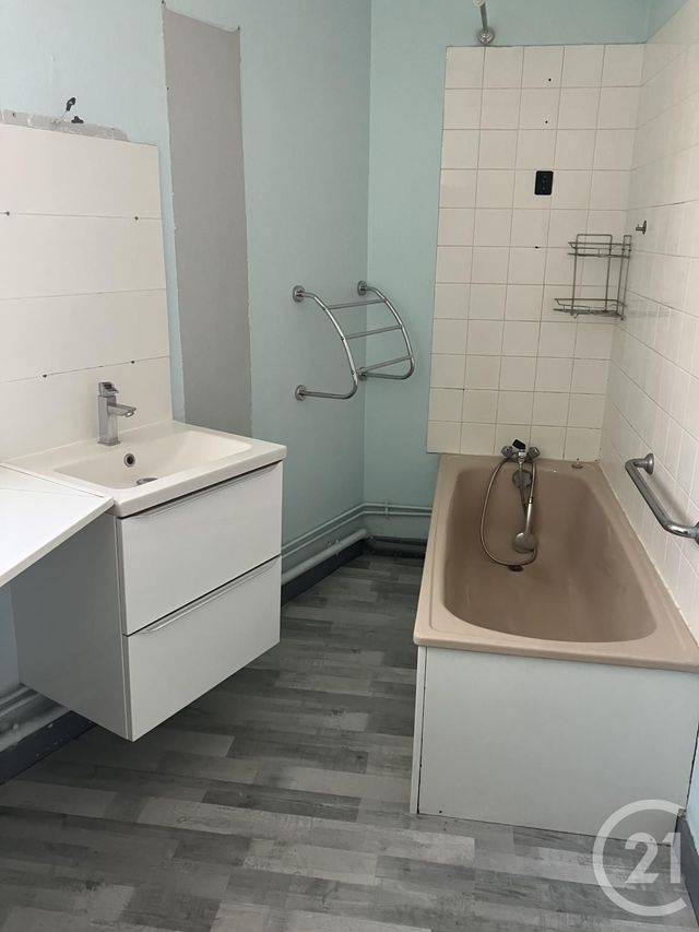 Appartement à vendre - 4 pièces - 80,02 m2 - Chalons En Champagne - 51 - CHAMPAGNE-ARDENNE