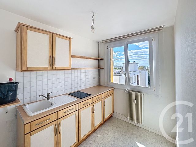 Appartement F2 &agrave; louer - 2 pi&egrave;ces - 42 m2 - Chalons En Champagne - 51 - CHAMPAGNE-ARDENNE