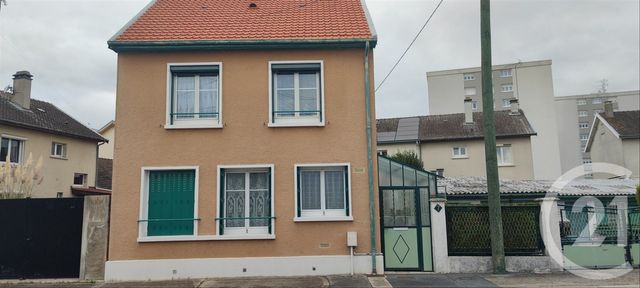 Prix immobilier ST MEMMIE - Photo d’une maison vendue