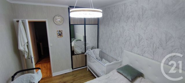 Appartement F3 à vendre - 5 pièces - 65 m2 - Chalons En Champagne - 51 - CHAMPAGNE-ARDENNE