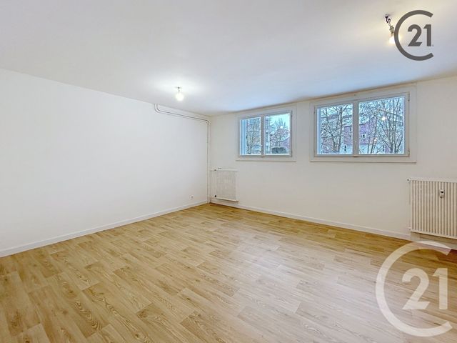 Appartement F5 &agrave; vendre - 5 pi&egrave;ces - 108 m2 - Chalons En Champagne - 51 - CHAMPAGNE-ARDENNE