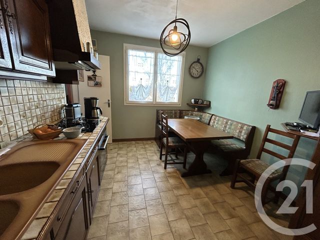 Appartement F5 &agrave; vendre - 5 pi&egrave;ces - 92,51 m2 - Chalons En Champagne - 51 - CHAMPAGNE-ARDENNE