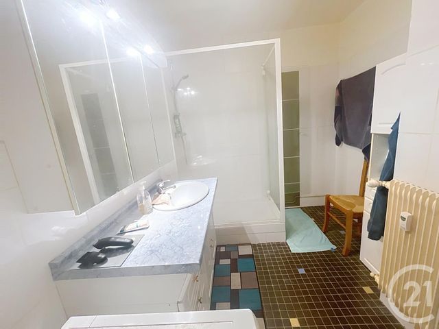 Appartement F3 bis &agrave; vendre - 3 pi&egrave;ces - 75,90 m2 - Fagnieres - 51 - CHAMPAGNE-ARDENNE