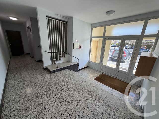 Appartement F4 &agrave; vendre - 4 pi&egrave;ces - 77,82 m2 - Chalons En Champagne - 51 - CHAMPAGNE-ARDENNE