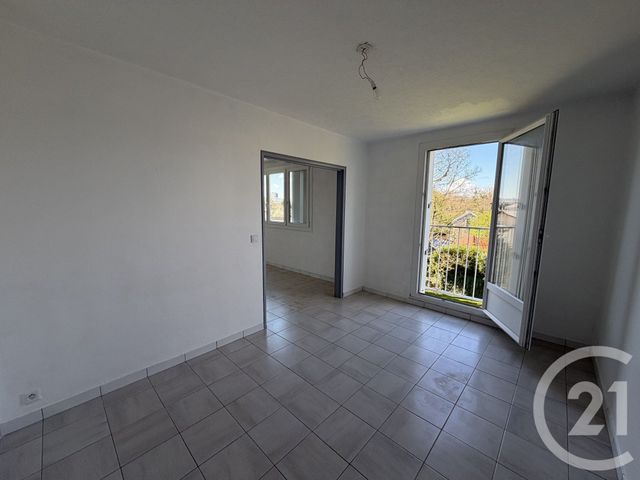 Appartement F4 &agrave; vendre - 4 pi&egrave;ces - 77,82 m2 - Chalons En Champagne - 51 - CHAMPAGNE-ARDENNE