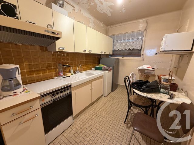 Appartement F5 &agrave; vendre - 5 pi&egrave;ces - 85,16 m2 - Chalons En Champagne - 51 - CHAMPAGNE-ARDENNE