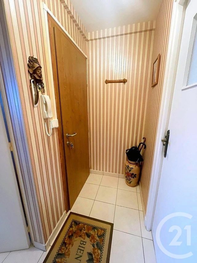 Appartement F4 &agrave; vendre - 4 pi&egrave;ces - 65,10 m2 - Sezanne - 51 - CHAMPAGNE-ARDENNE