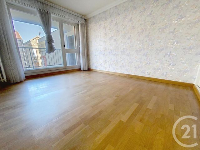 Appartement F4 &agrave; louer - 4 pi&egrave;ces - 110,22 m2 - Chalons En Champagne - 51 - CHAMPAGNE-ARDENNE
