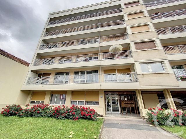Appartement F4 &agrave; louer - 4 pi&egrave;ces - 110,22 m2 - Chalons En Champagne - 51 - CHAMPAGNE-ARDENNE