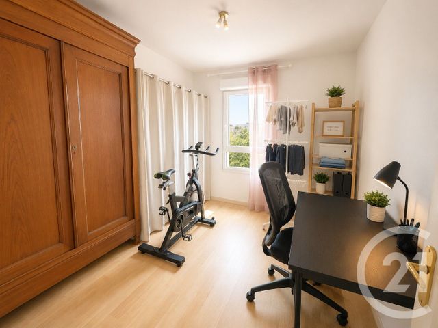 Appartement F4 &agrave; vendre - 4 pi&egrave;ces - 77,28 m2 - Chalons En Champagne - 51 - CHAMPAGNE-ARDENNE