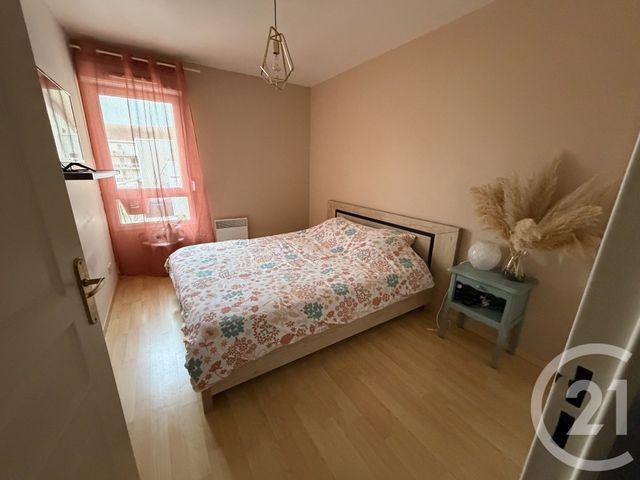 Appartement F4 &agrave; vendre - 4 pi&egrave;ces - 77,28 m2 - Chalons En Champagne - 51 - CHAMPAGNE-ARDENNE