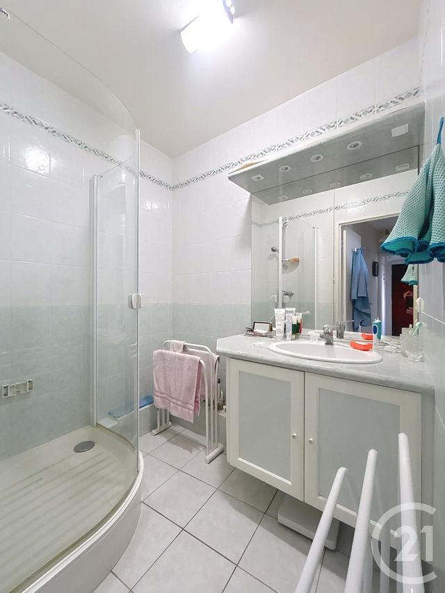 Appartement F4 &agrave; vendre - 4 pi&egrave;ces - 77,53 m2 - Chalons En Champagne - 51 - CHAMPAGNE-ARDENNE