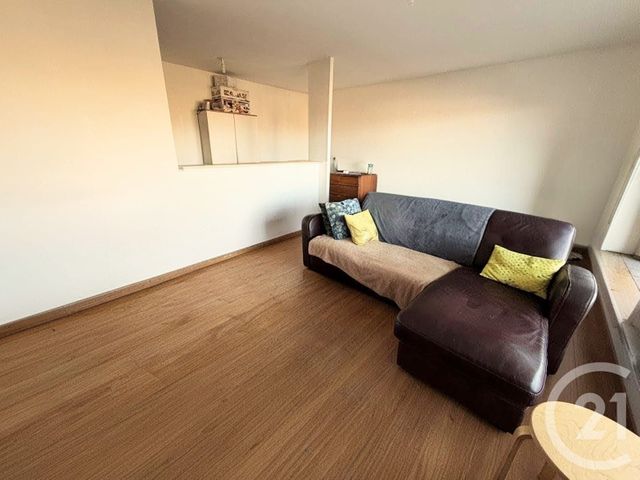 Appartement F4 &agrave; vendre - 4 pi&egrave;ces - 68,89 m2 - Chalons En Champagne - 51 - CHAMPAGNE-ARDENNE