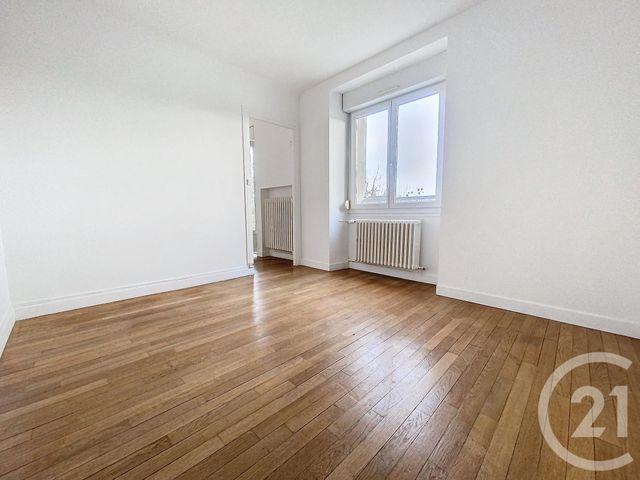 Appartement &agrave; louer - 4 pi&egrave;ces - 65,60 m2 - Chalons En Champagne - 51 - CHAMPAGNE-ARDENNE