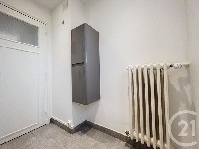 Appartement &agrave; louer - 4 pi&egrave;ces - 65,60 m2 - Chalons En Champagne - 51 - CHAMPAGNE-ARDENNE