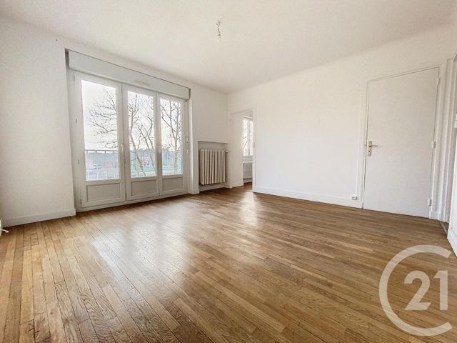 Appartement &agrave; louer - 4 pi&egrave;ces - 65,60 m2 - Chalons En Champagne - 51 - CHAMPAGNE-ARDENNE