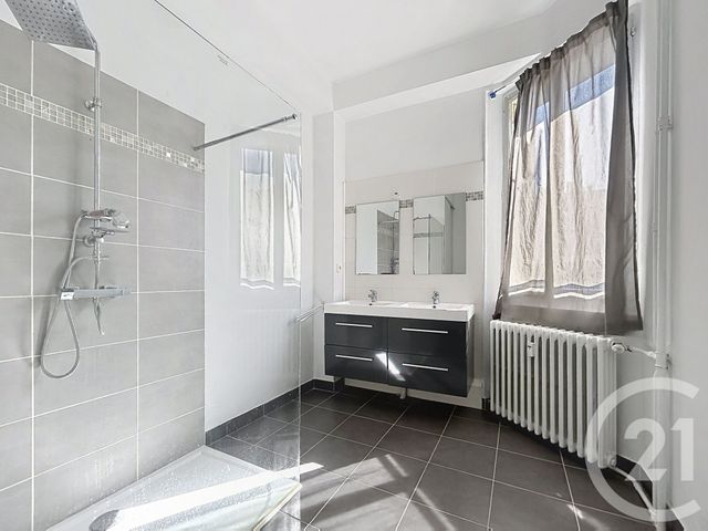 Appartement F2 &agrave; vendre - 2 pi&egrave;ces - 60 m2 - Chalons En Champagne - 51 - CHAMPAGNE-ARDENNE