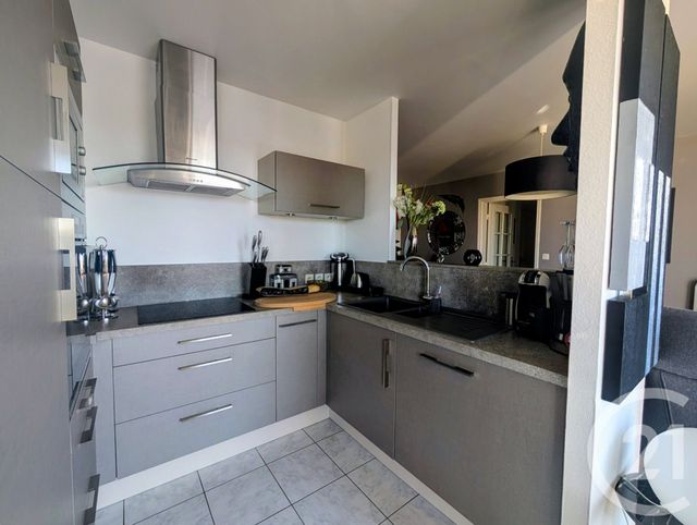 Appartement F3 &agrave; vendre - 3 pi&egrave;ces - 67,02 m2 - Chalons En Champagne - 51 - CHAMPAGNE-ARDENNE