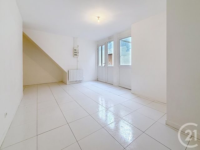 Appartement F3 &agrave; louer - 3 pi&egrave;ces - 63,29 m2 - Chalons En Champagne - 51 - CHAMPAGNE-ARDENNE