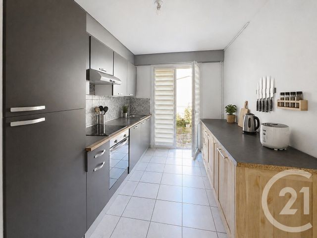 Maison &agrave; louer - 4 pi&egrave;ces - 97,57 m2 - Sezanne - 51 - CHAMPAGNE-ARDENNE