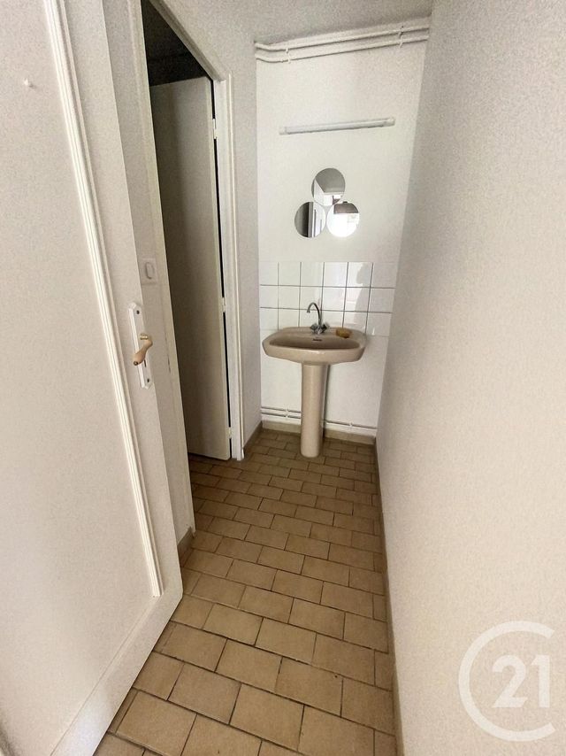 Local commercial à louer - 50.0 m2 - 51 - Marne