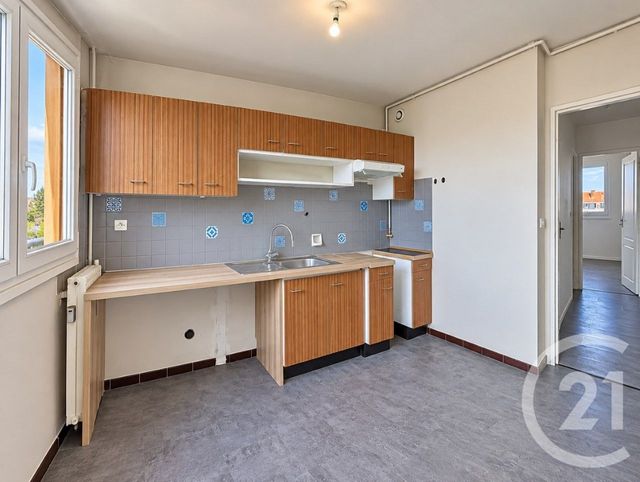 Appartement F4 &agrave; vendre - 4 pi&egrave;ces - 70,40 m2 - Chalons En Champagne - 51 - CHAMPAGNE-ARDENNE
