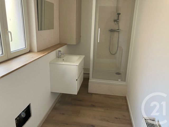 Appartement &agrave; louer - 4 pi&egrave;ces - 85 m2 - Chalons En Champagne - 51 - CHAMPAGNE-ARDENNE