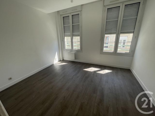 Appartement F3 &agrave; louer - 3 pi&egrave;ces - 61,15 m2 - Chalons En Champagne - 51 - CHAMPAGNE-ARDENNE