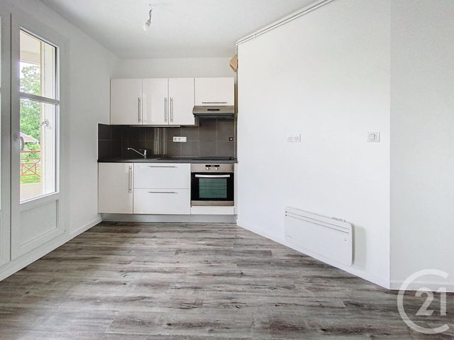 Appartement F3 &agrave; louer - 3 pi&egrave;ces - 61,72 m2 - Chalons En Champagne - 51 - CHAMPAGNE-ARDENNE