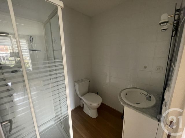 Appartement Studio &agrave; louer - 1 pi&egrave;ce - 20 m2 - Chalons En Champagne - 51 - CHAMPAGNE-ARDENNE