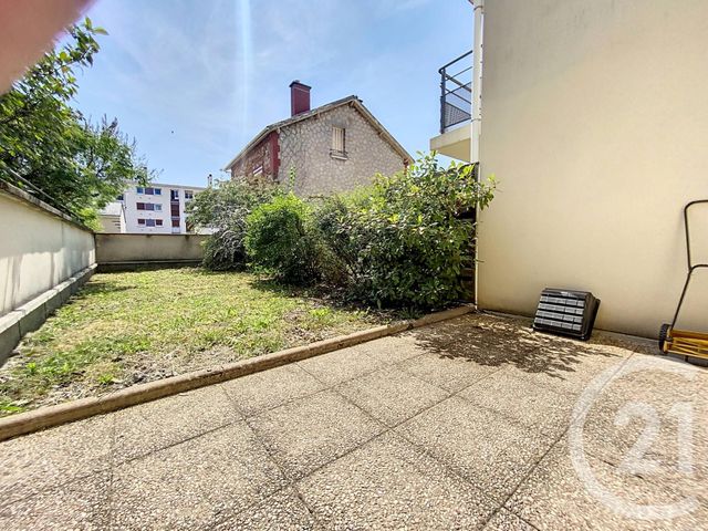 Appartement F2 &agrave; louer - 2 pi&egrave;ces - 51,99 m2 - Chalons En Champagne - 51 - CHAMPAGNE-ARDENNE