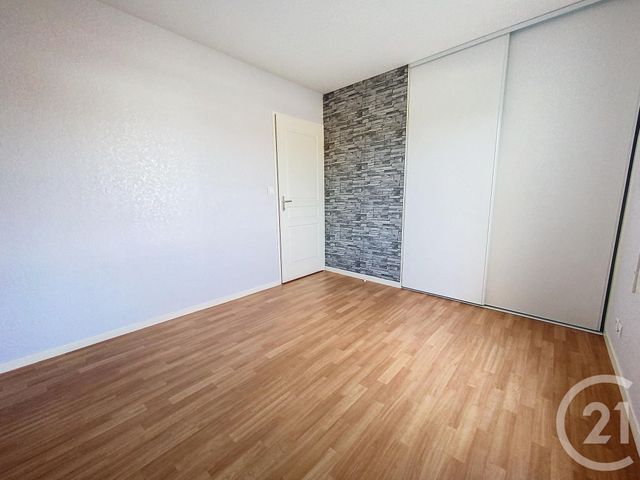 Appartement F2 &agrave; louer - 2 pi&egrave;ces - 51,99 m2 - Chalons En Champagne - 51 - CHAMPAGNE-ARDENNE