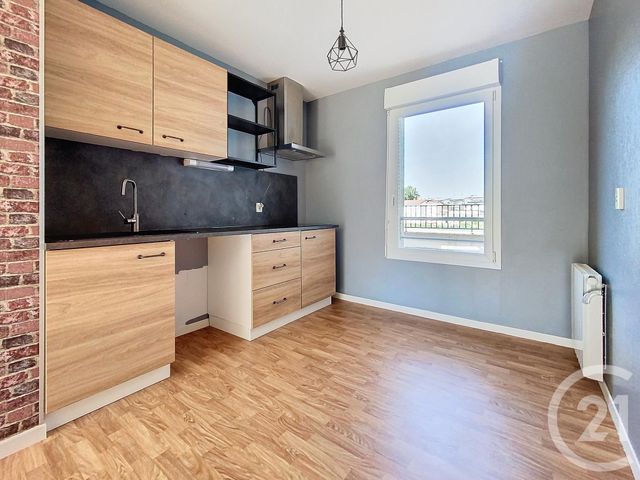 Appartement F2 &agrave; louer - 2 pi&egrave;ces - 51,99 m2 - Chalons En Champagne - 51 - CHAMPAGNE-ARDENNE