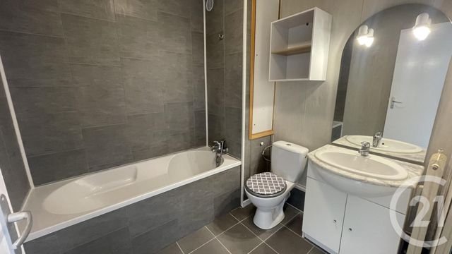 Appartement &agrave; louer - 2 pi&egrave;ces - 42,02 m2 - Chalons En Champagne - 51 - CHAMPAGNE-ARDENNE