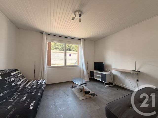 Appartement Studio &agrave; louer - 1 pi&egrave;ce - 22,66 m2 - Chalons En Champagne - 51 - CHAMPAGNE-ARDENNE