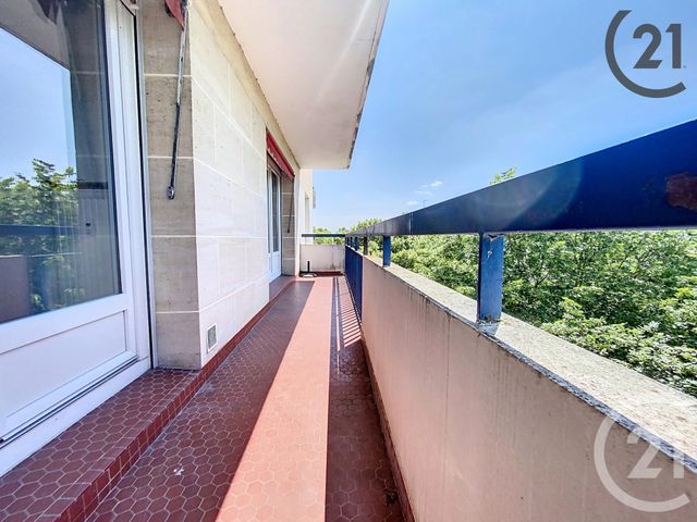 Appartement F2 &agrave; louer - 2 pi&egrave;ces - 50,46 m2 - Chalons En Champagne - 51 - CHAMPAGNE-ARDENNE