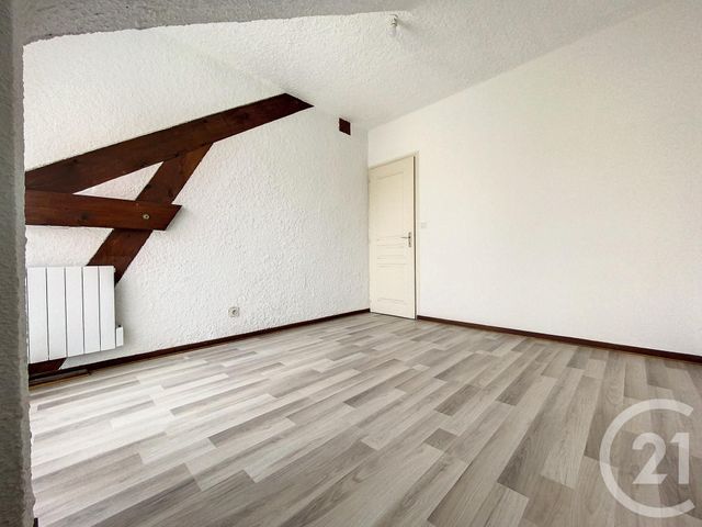Appartement F4 &agrave; louer - 4 pi&egrave;ces - 97,37 m2 - Chalons En Champagne - 51 - CHAMPAGNE-ARDENNE